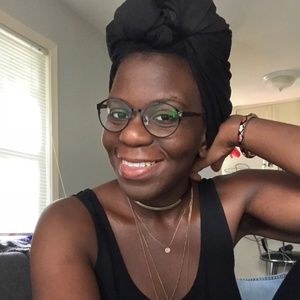 Meet your Posher, Nehemie